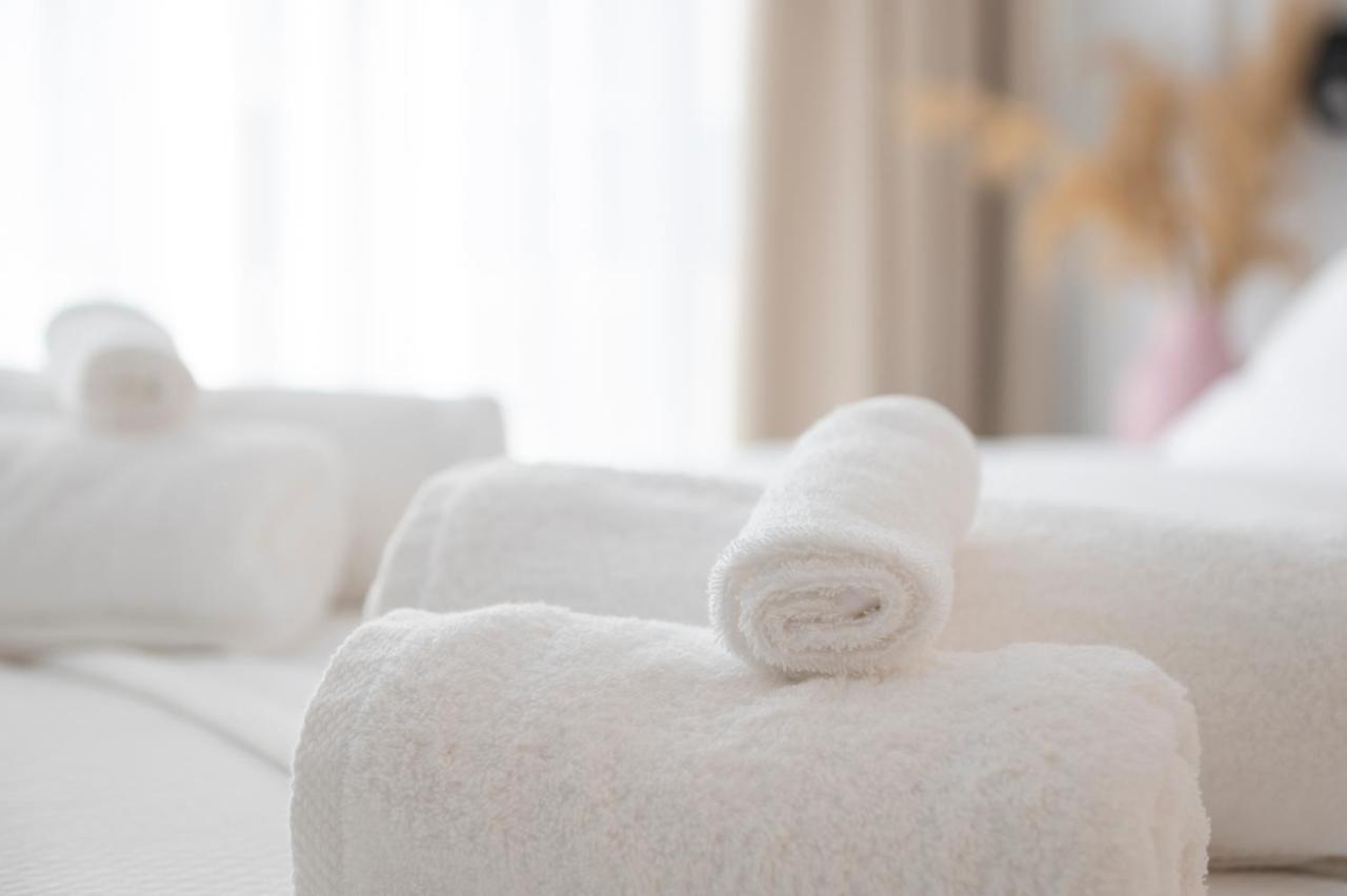 Ιωκα Suites / The Urbitality Project Thessaloníki Eksteriør billede