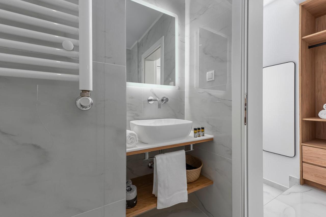 Ιωκα Suites / The Urbitality Project Thessaloníki Eksteriør billede