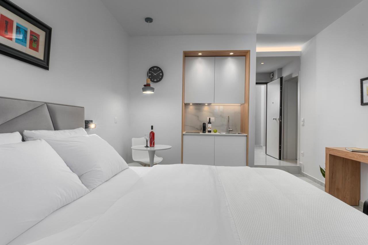 Ιωκα Suites / The Urbitality Project Thessaloníki Eksteriør billede